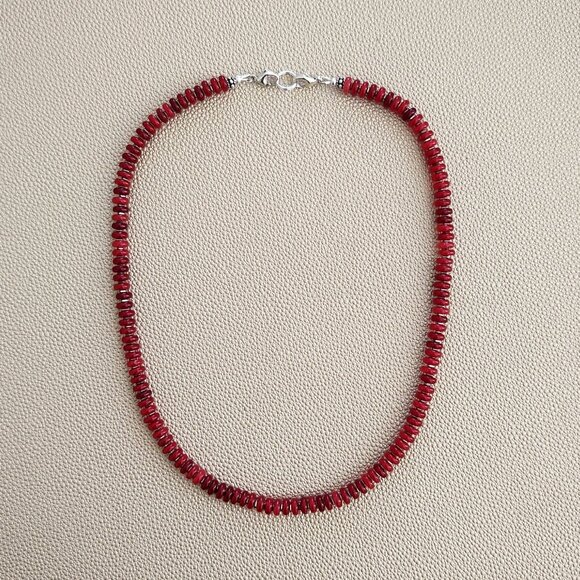 RED JADE NECKLACE--18" - Picture 2 of 2